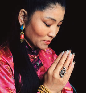 065 - Yungchen Lhamo - Tibetan Singer