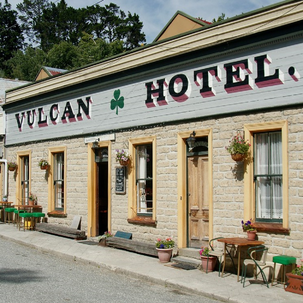 Ep. 497 - New Zealand's Vulcan Hotel