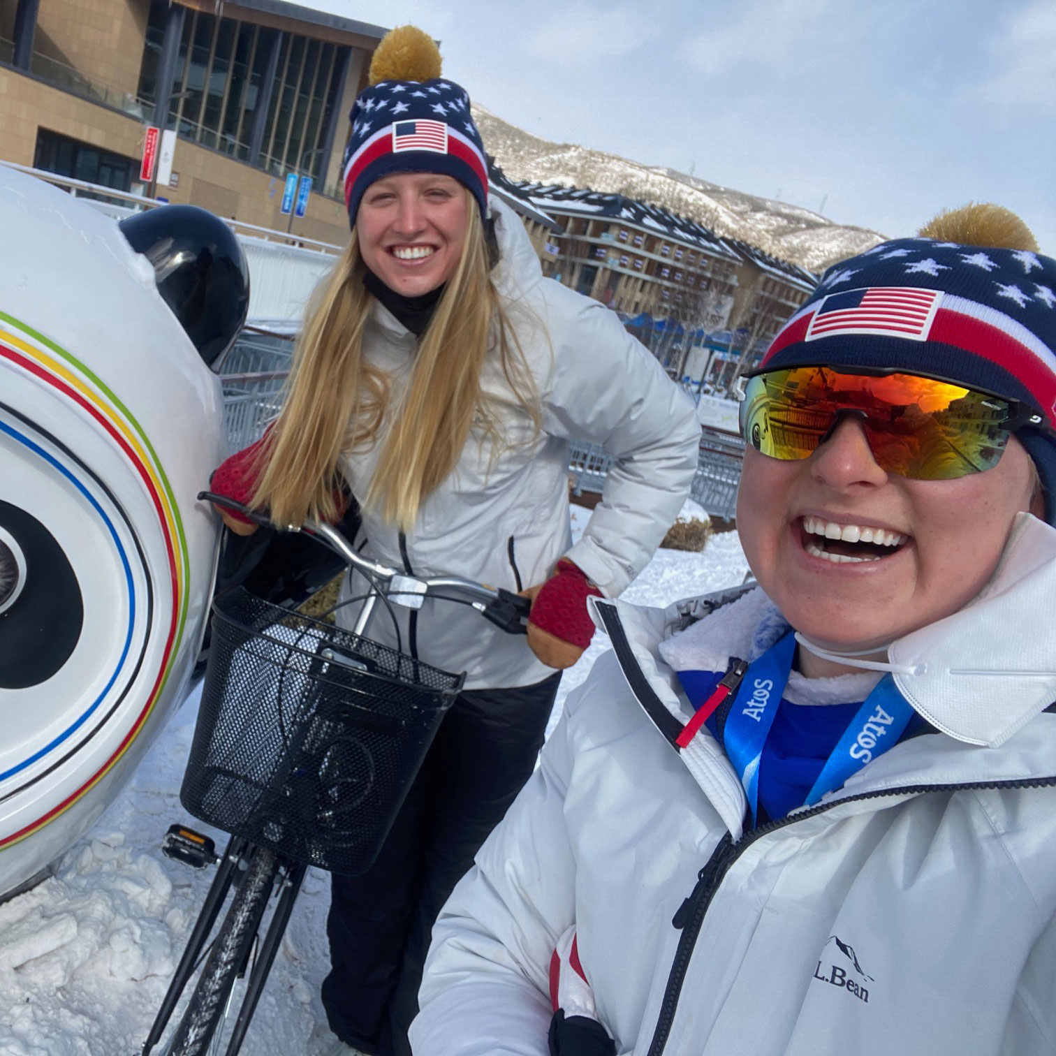 Managing Expectations with Hannah Halvorsen and Hailey Swirbul
