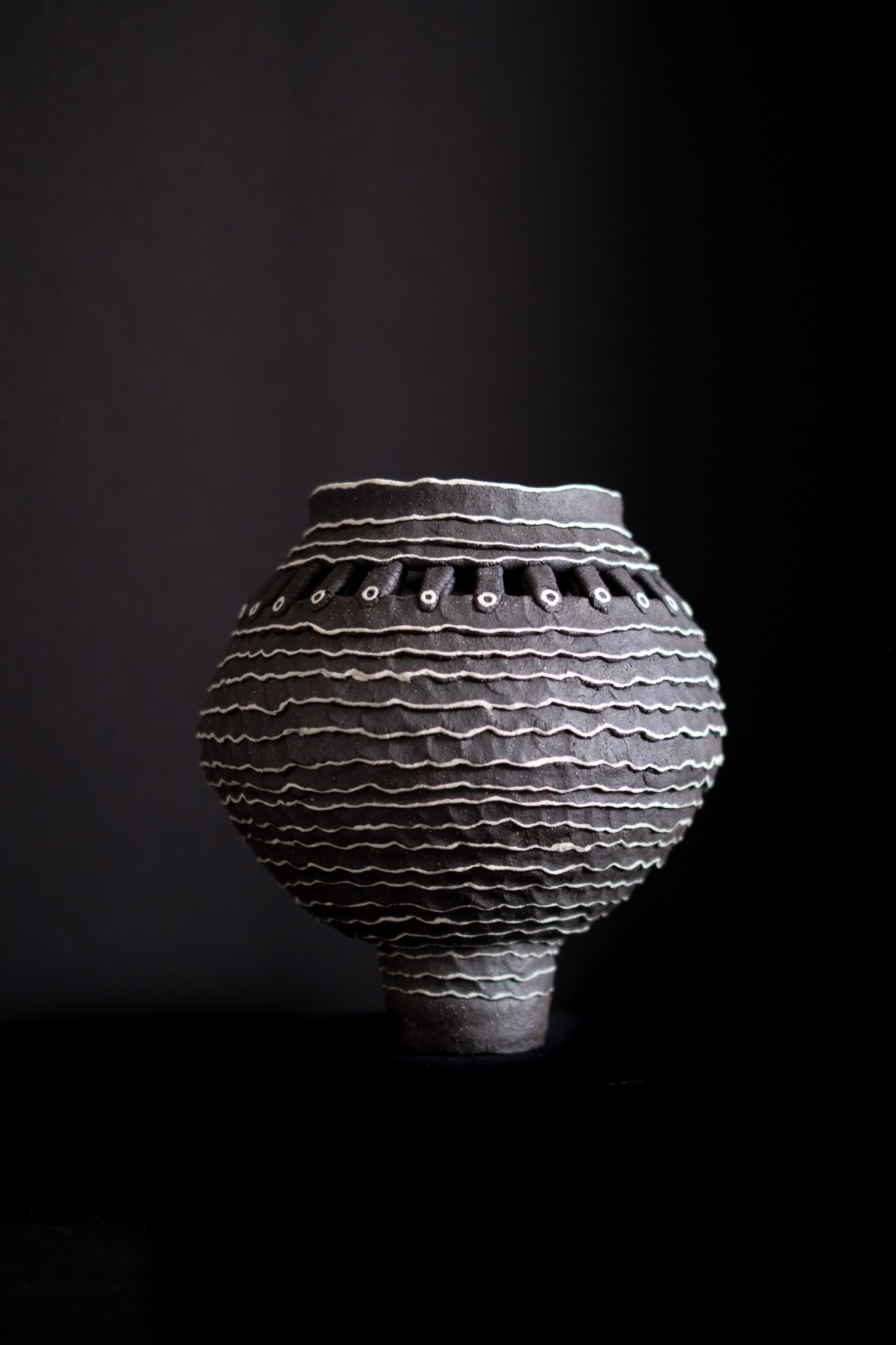 A Story Teller To Bridge The Gap | Kaneez Zehra Hassan | Episode 1199