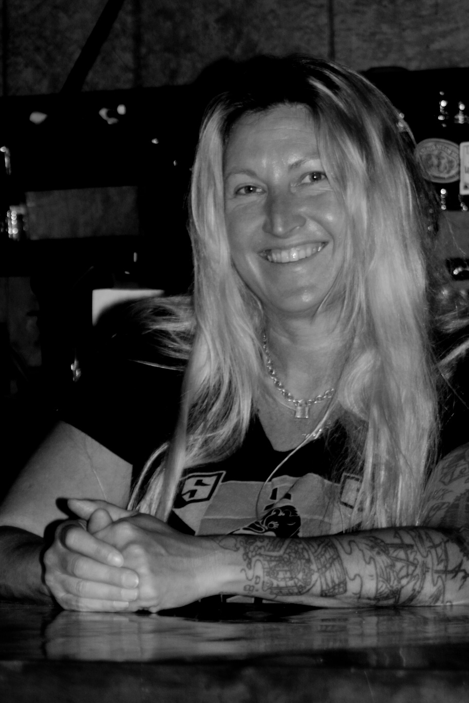 S3E35, Part 1: 111 Minna's Michelle Delaney and Alex Kivelstadt