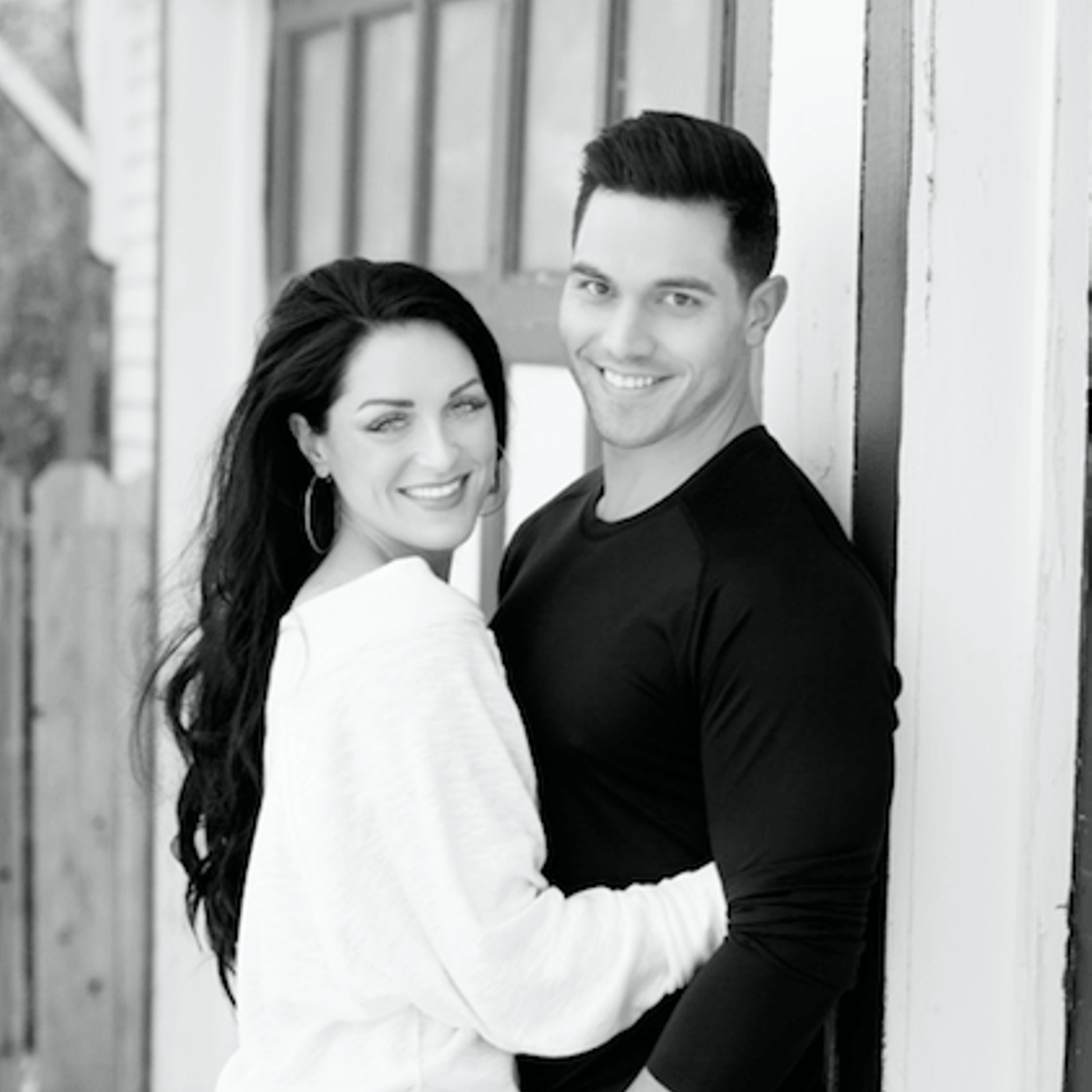 EFR 234: How Keto Can Reduce Inflammation and End Sugar Cravings with Johnny and Bethany Gonzalez