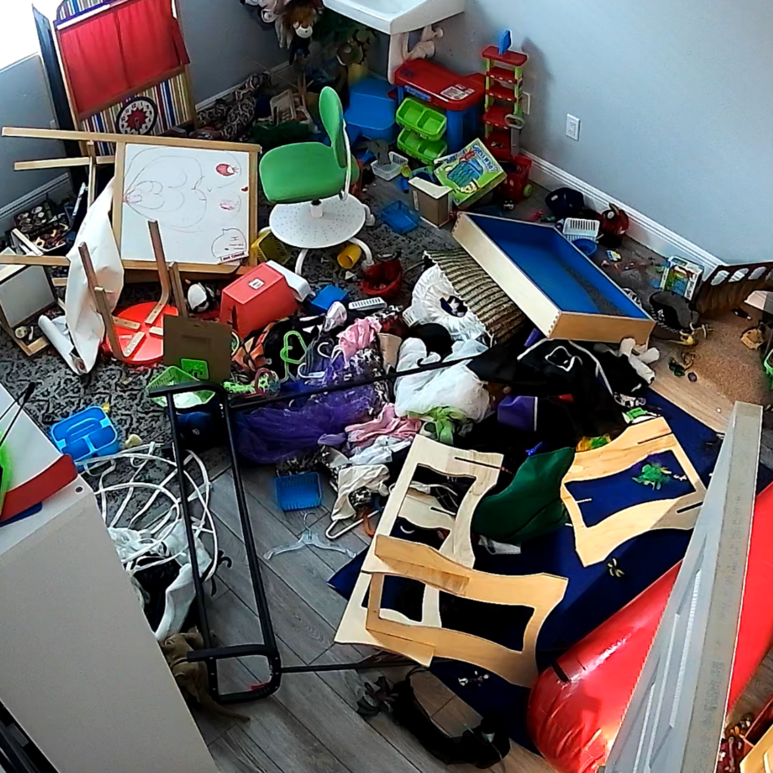 32 | My Playroom Was Absolutely Destroyed By A Client (A Debrief, And How I Handled It)