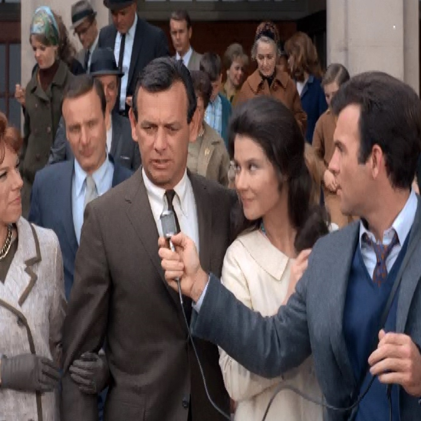 TV Confidential with Ed Robertson