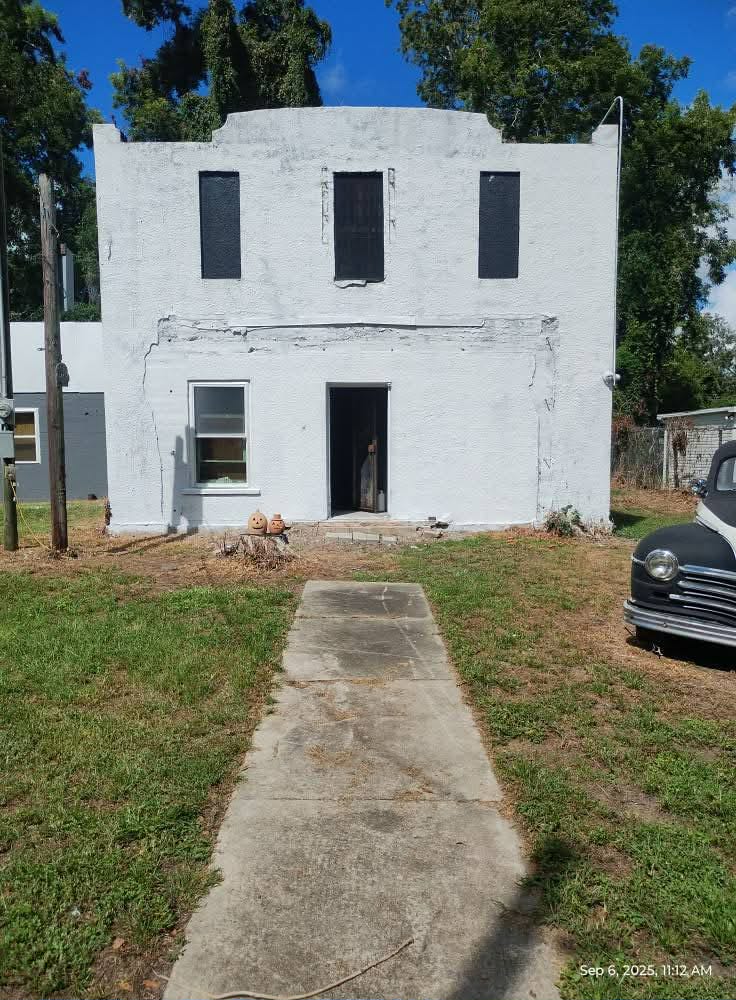 Inside the Historical Gilchrist County Jail – A Conversation with Patrick