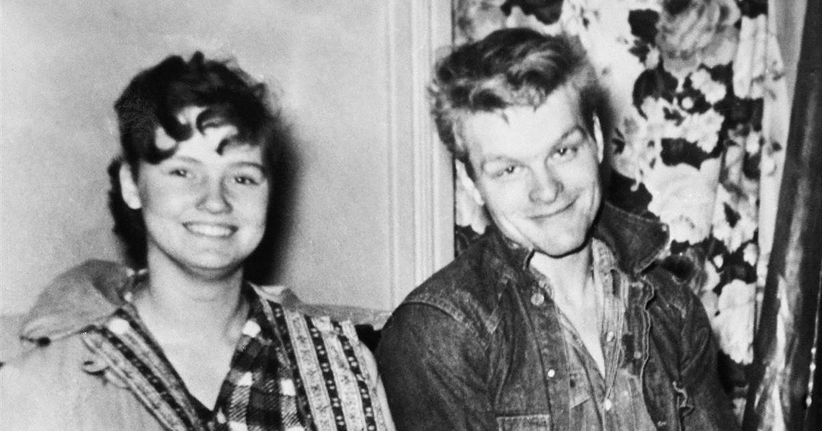 Let Them Fight: A Comedy History Podcast