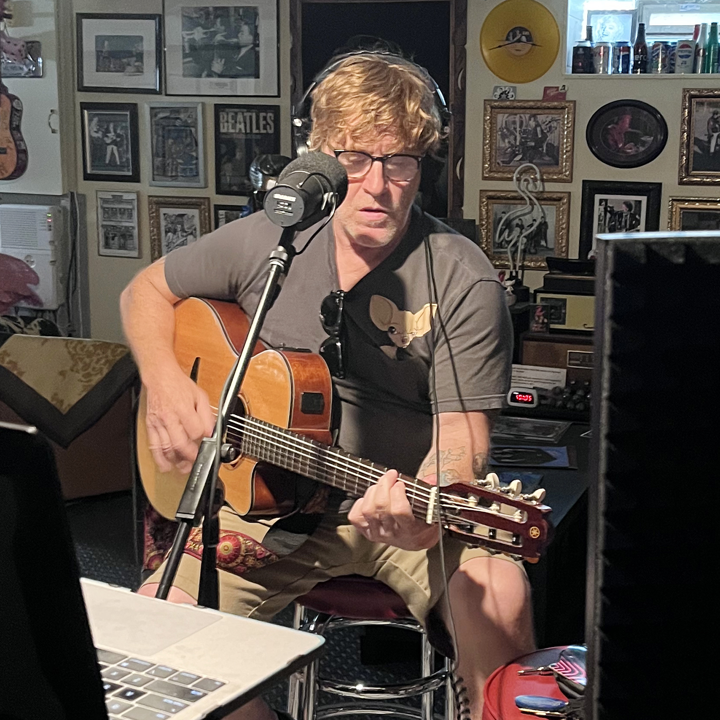 In the Flamingo Lounge with Rockabilly Greg
