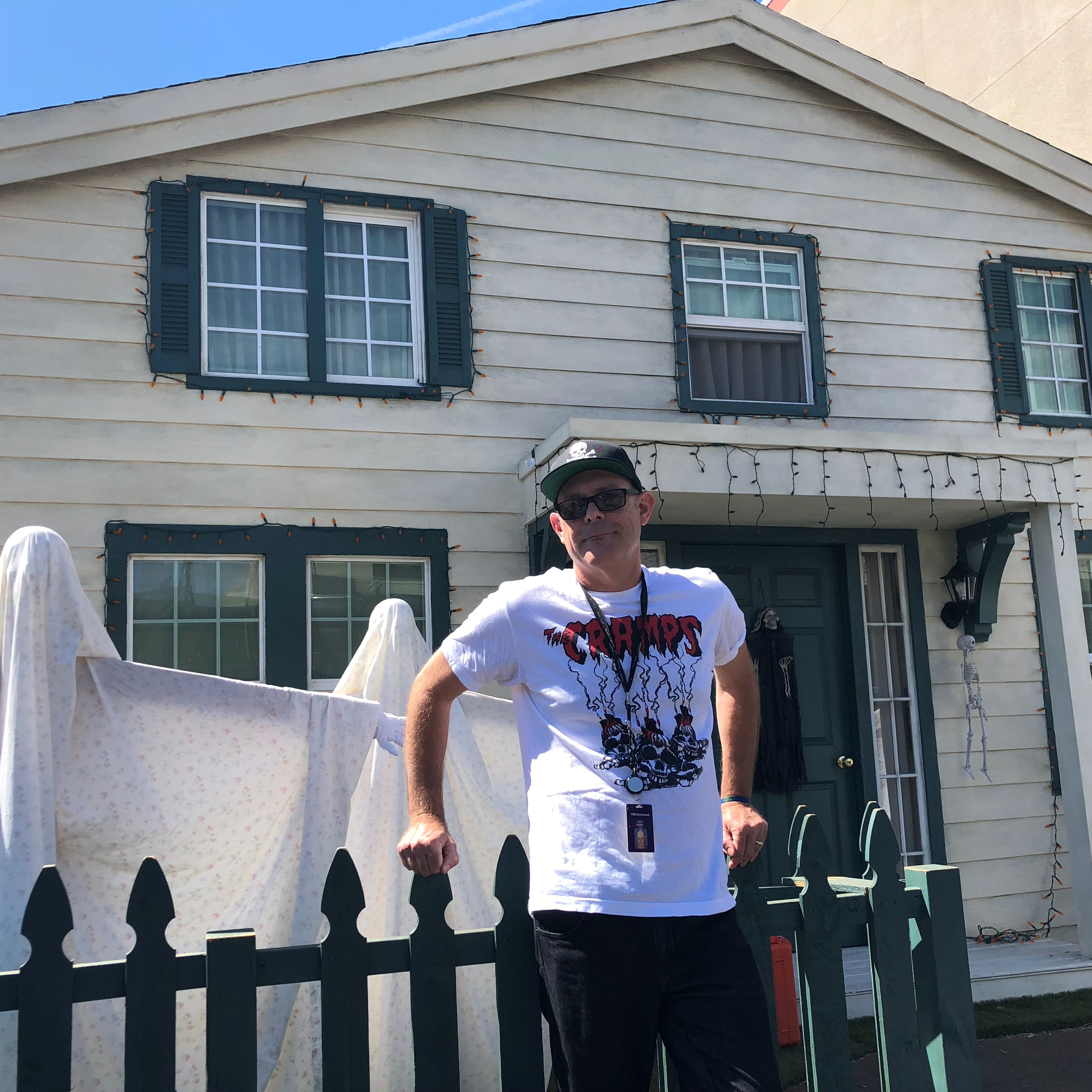 Episode 329 - Behind the Scenes of Stranger Things & Trick ‘r Treat at USH Halloween Horror Nights (HHN) 2018
