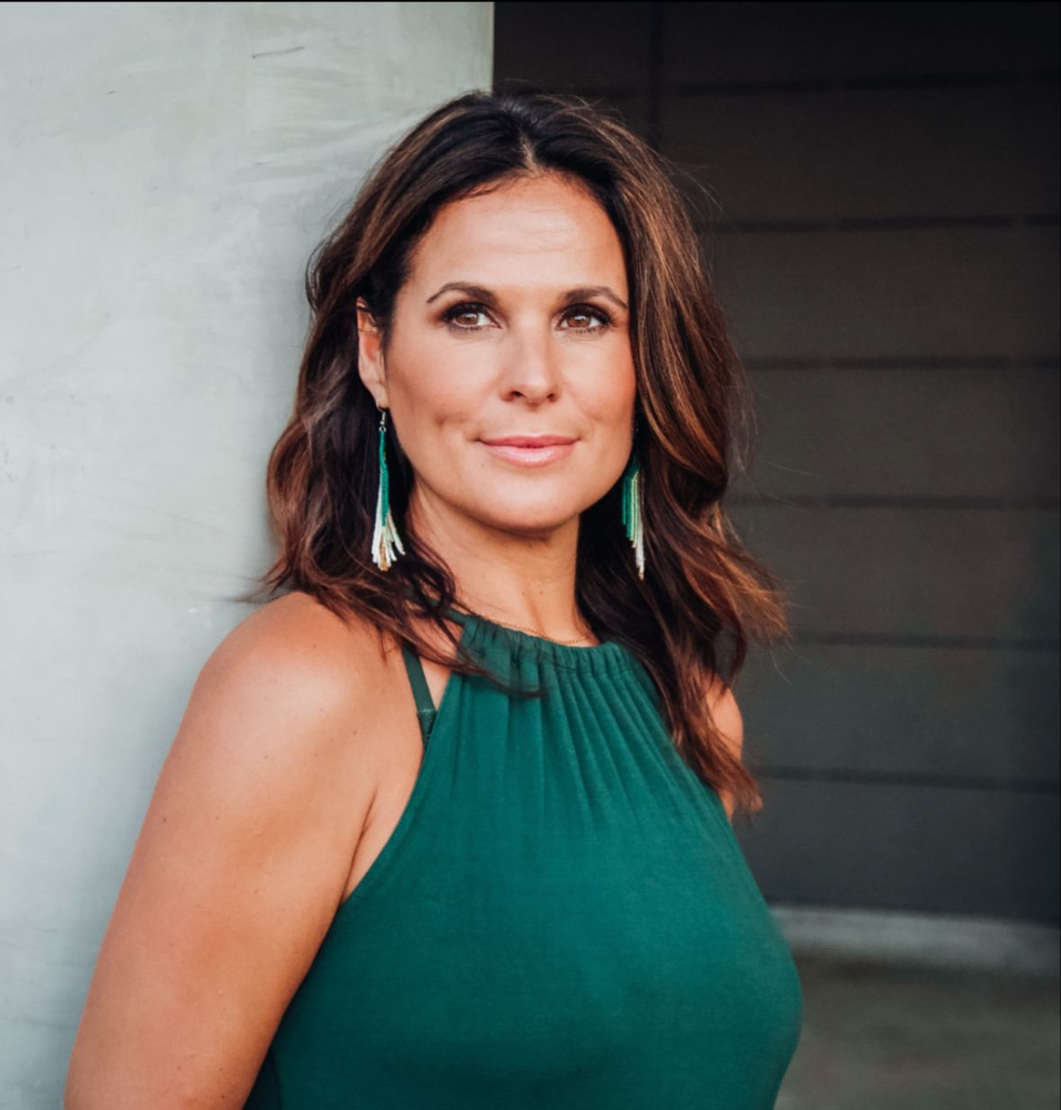 Overcoming the battles we face and the lies we tell ourselves, with Christine Jewell, executive coach author of 
