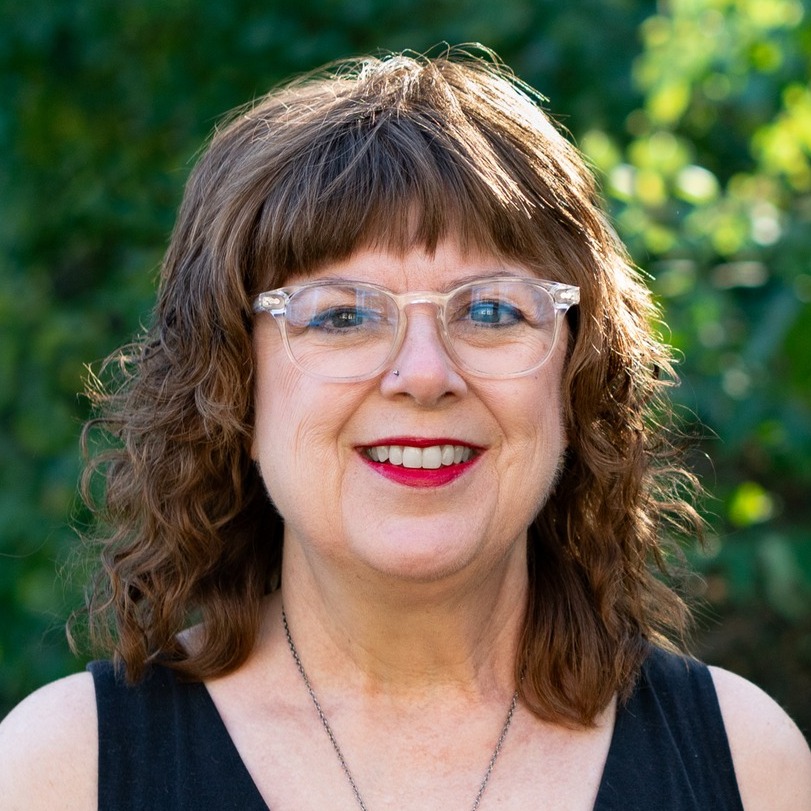 WE DON\'T DIE® Radio with host Sandra Champlain