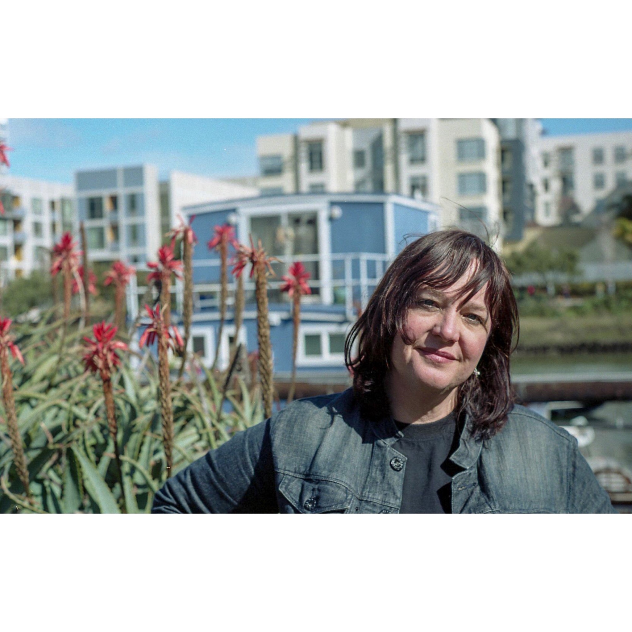 S2E15, Part 1: Sarah Davis's Childhood on a San Francisco Houseboat