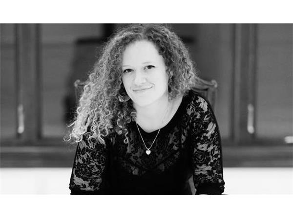 Ep 154: Rachael Maddox on Being a Secret Bad Girl and Recovering from Trauma