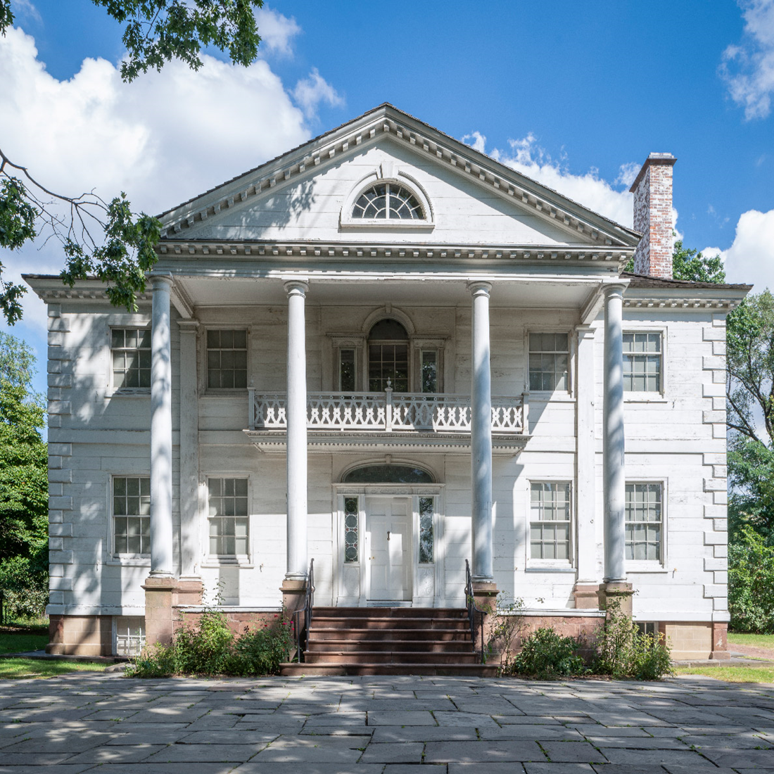 History Goes Bump: Ghost Tours For The Mind