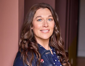 From Chronic Illness To Holistic Healing The Rise Of The Worm Queen From Chronic Illness To Holistic Healing The Rise Of The Worm Queen