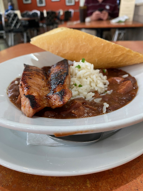 Beyond Bourbon Street, an Insider\'s Guide to New Orleans