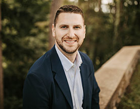 cover of episode Revolutionizing Wellness With IV Therapy: A Conversation With Dr. Christopher Seitz