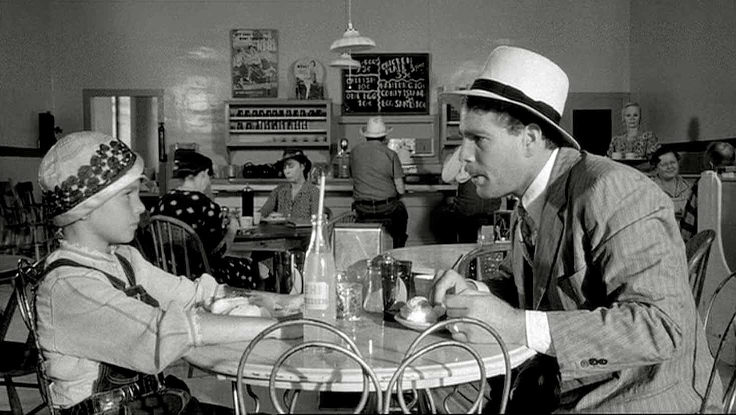 Episode 25: Paper Moon