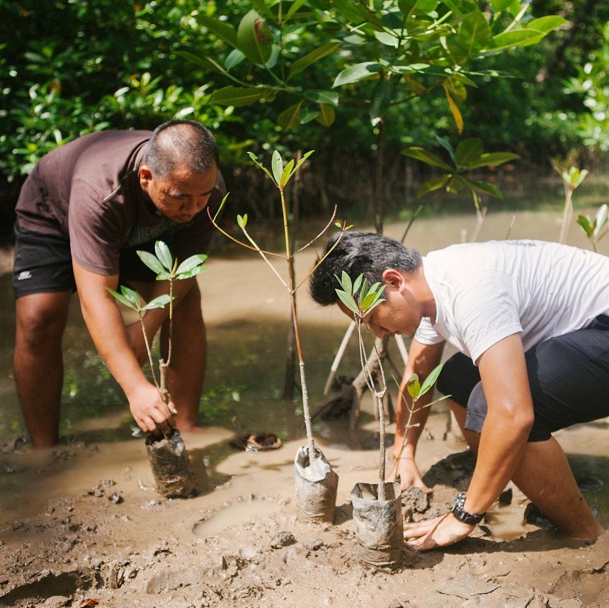 Reducing Disaster Risk: The Workforce of the Future