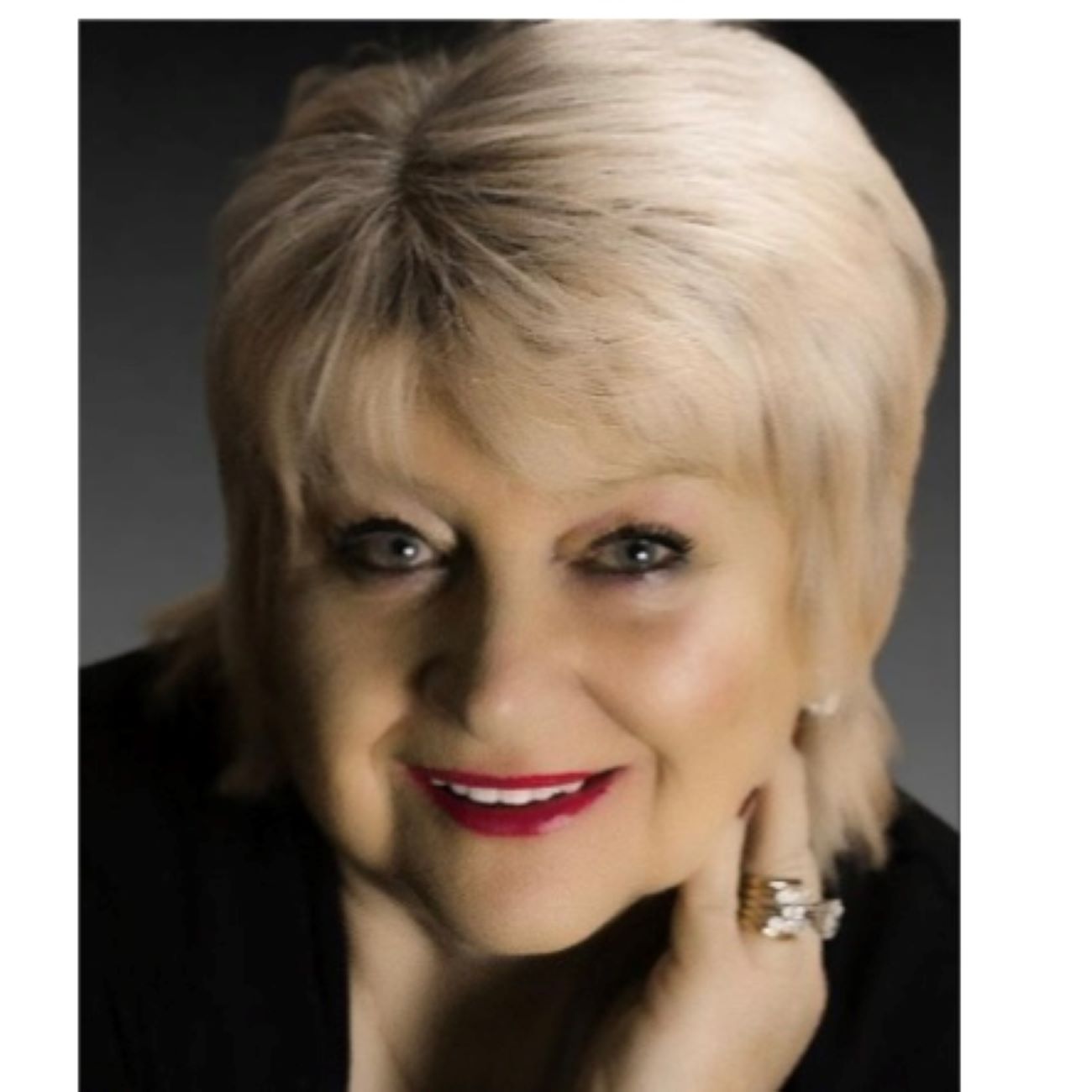 AGELESS: Opening Doors With Amanda Lamb