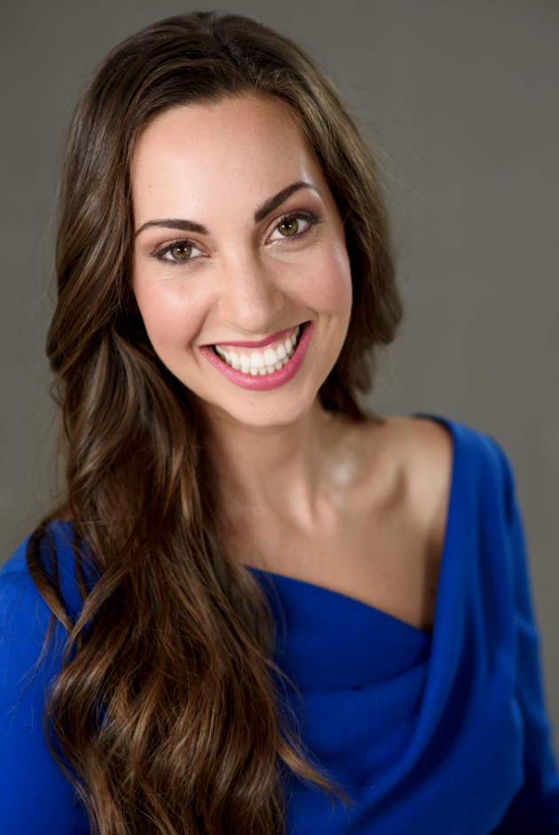 EFR 147: Introvert? Extrovert? How to Thrive as Either with Vanessa Van Edwards