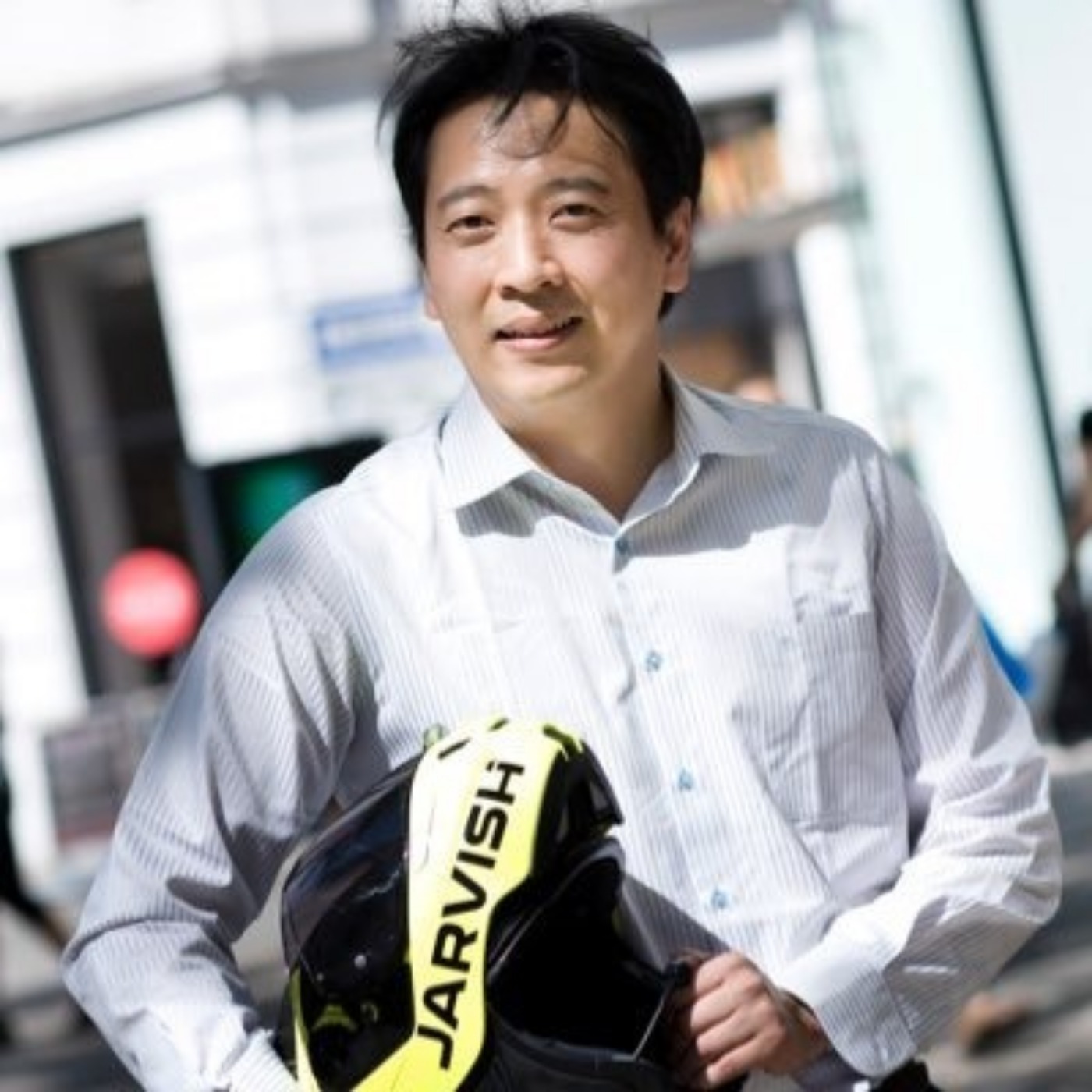 The Smartest Motorcycle Helmet in the World—Jeremy Lu—Jarvish