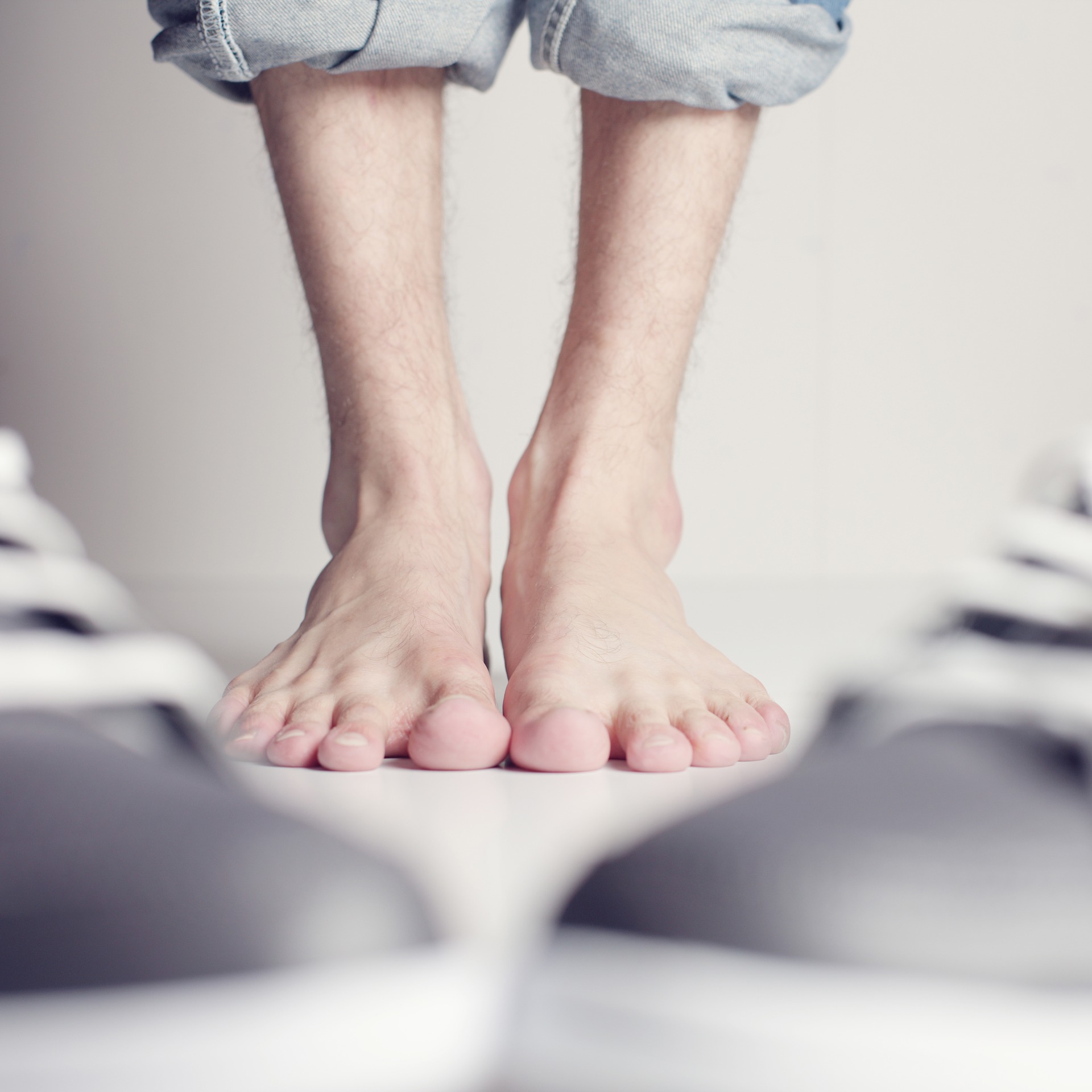 Episode 60: The Truth About Recovery Shoes and Sandals