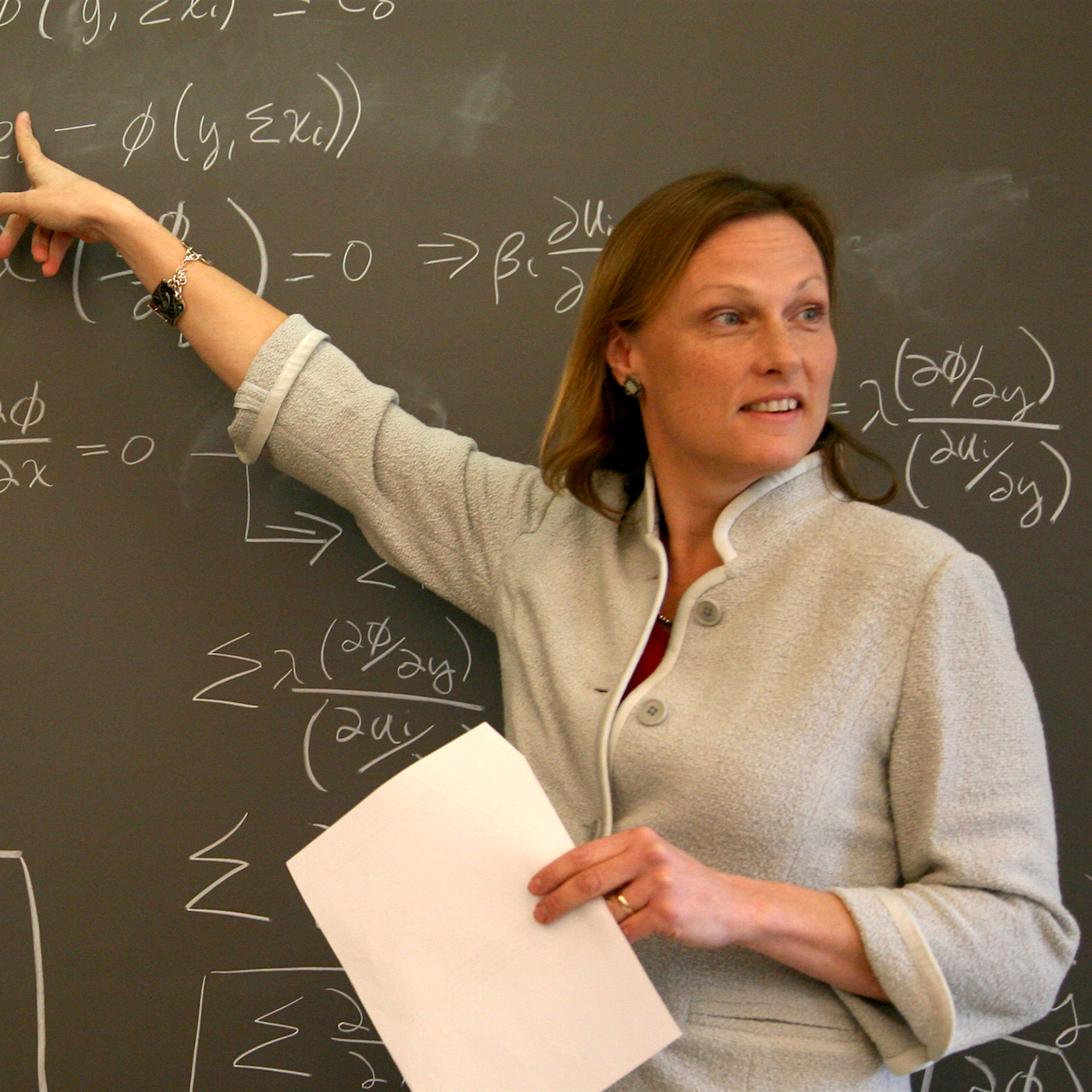 Bonus episode: The gender gap in economics episode artwork
