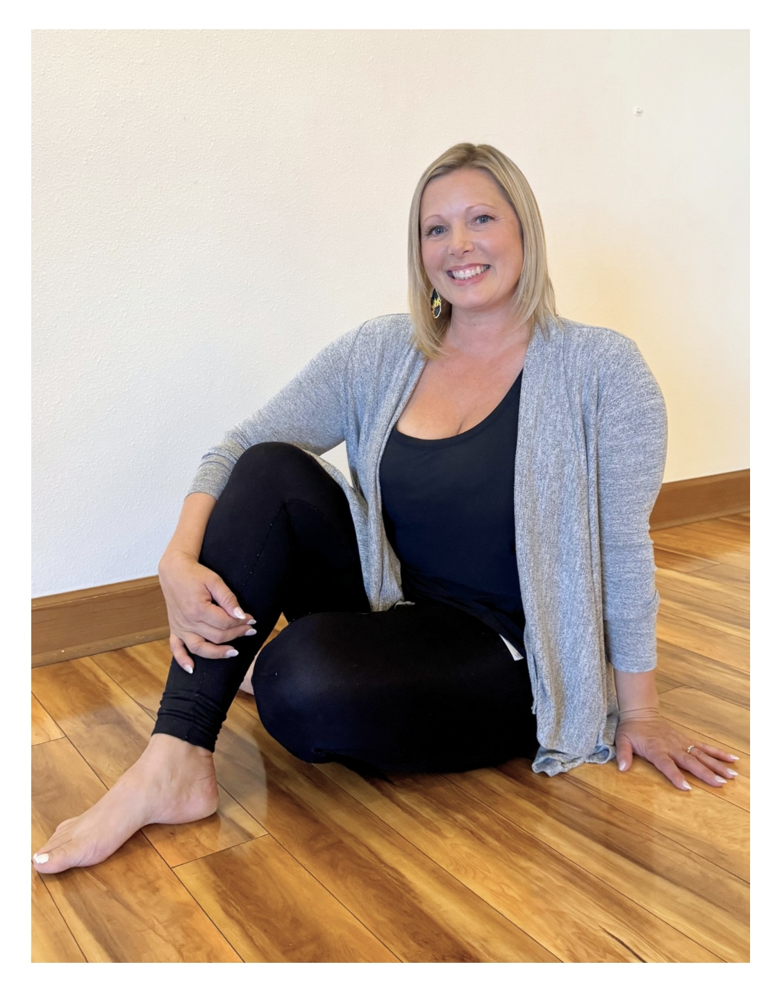 Episode 120. Keri and Steve Sawyer: Trauma Center Sensitive Yoga/DTTI