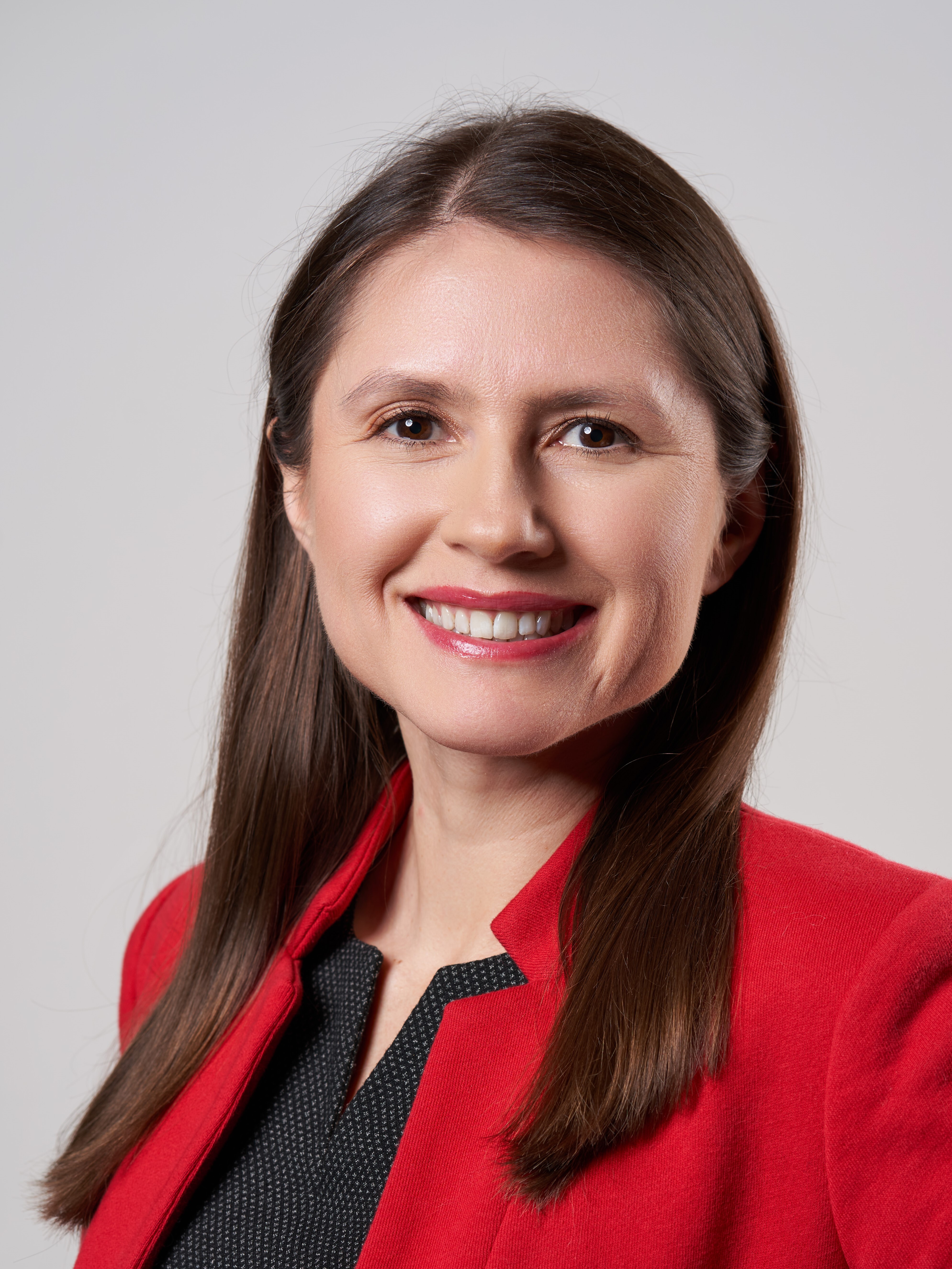 Episode 240 / Anna Estlund / Pernod Ricard / Senior Director of Insights & Strategy