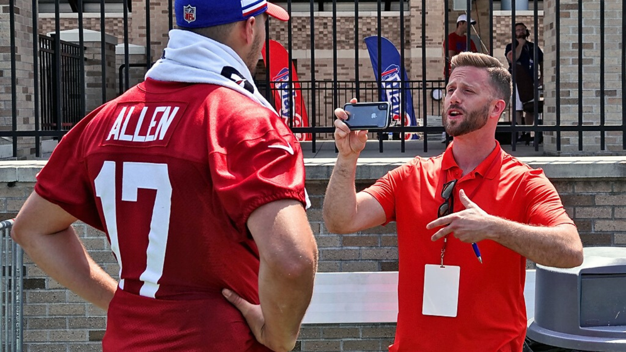 Ep 252: Football and UFC Talk with Buffalo Bills Beat Reporter Matt Parrino