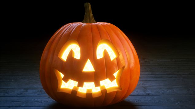 Lovecraft eZine: A Horror Podcast That Feels Like Hanging Out With Friends