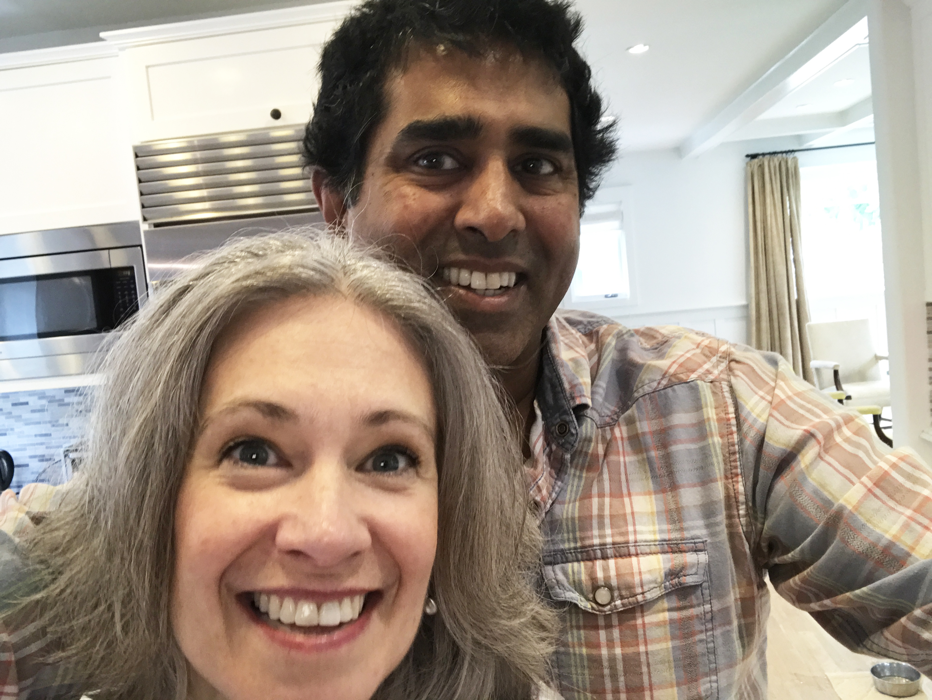 The Celebrity Dinner Party with Elysabeth Alfano - Audio Podcast