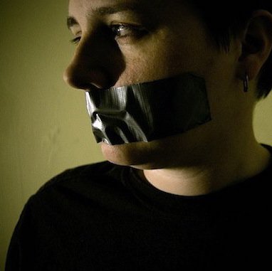 Episode 476: Italy Bans the English Language