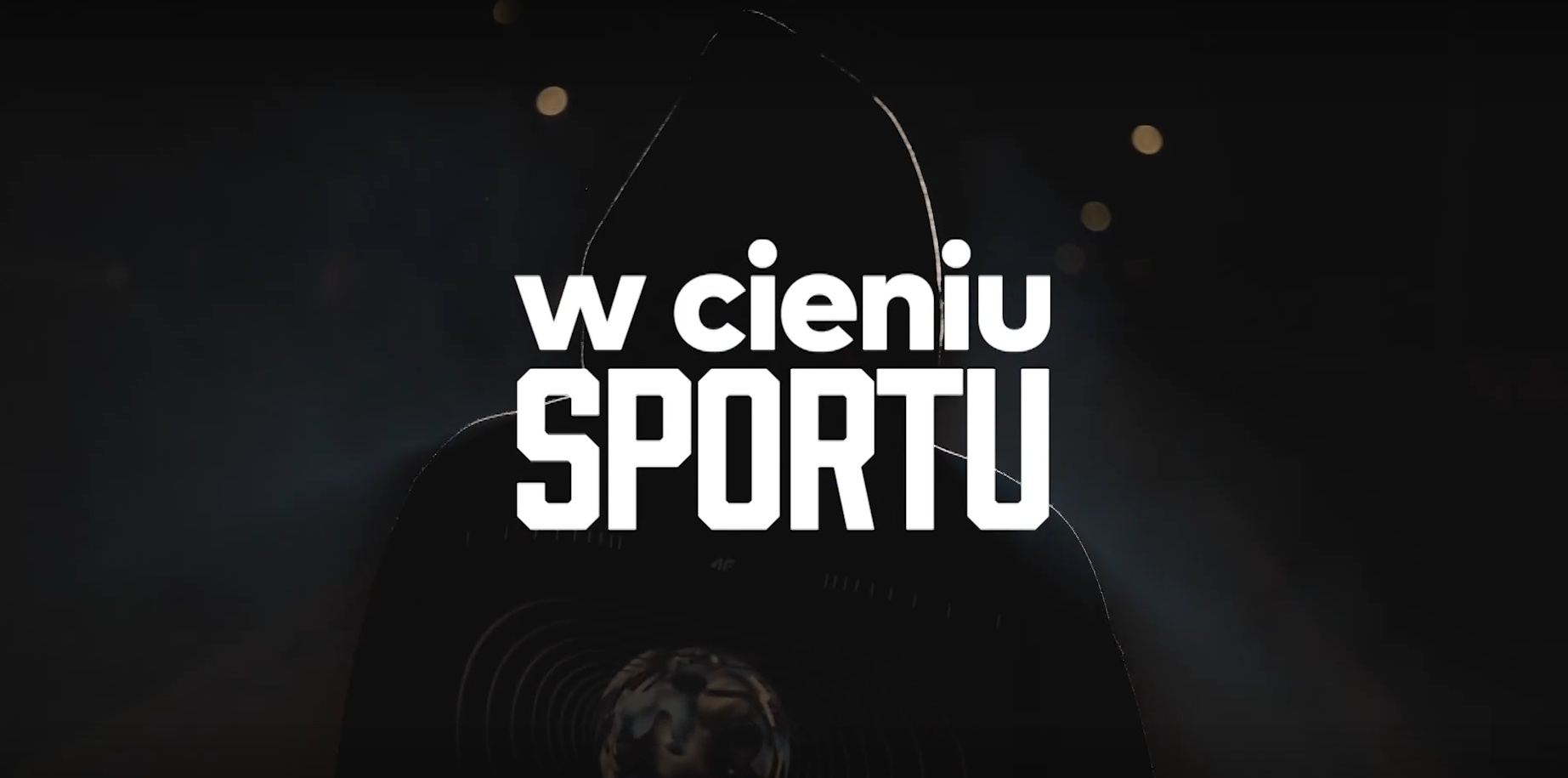 MARCIN KOMENDA: GDY WCHODZI GRBIĆ, WSZYSCY STAJĄ NA BACZNOŚĆ