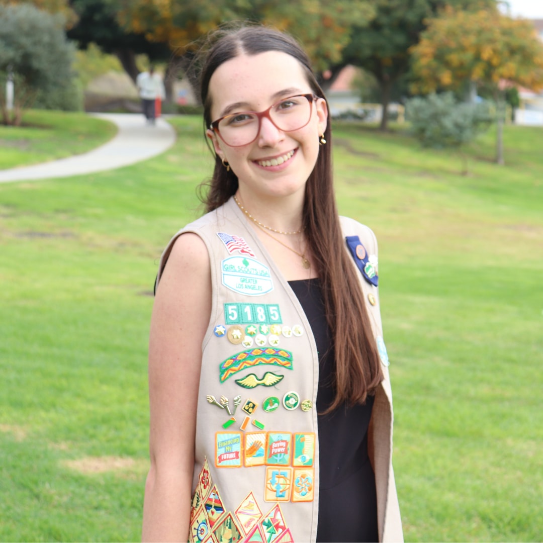 Hearts Of Gold - Reflections from Gold Award Girl Scouts