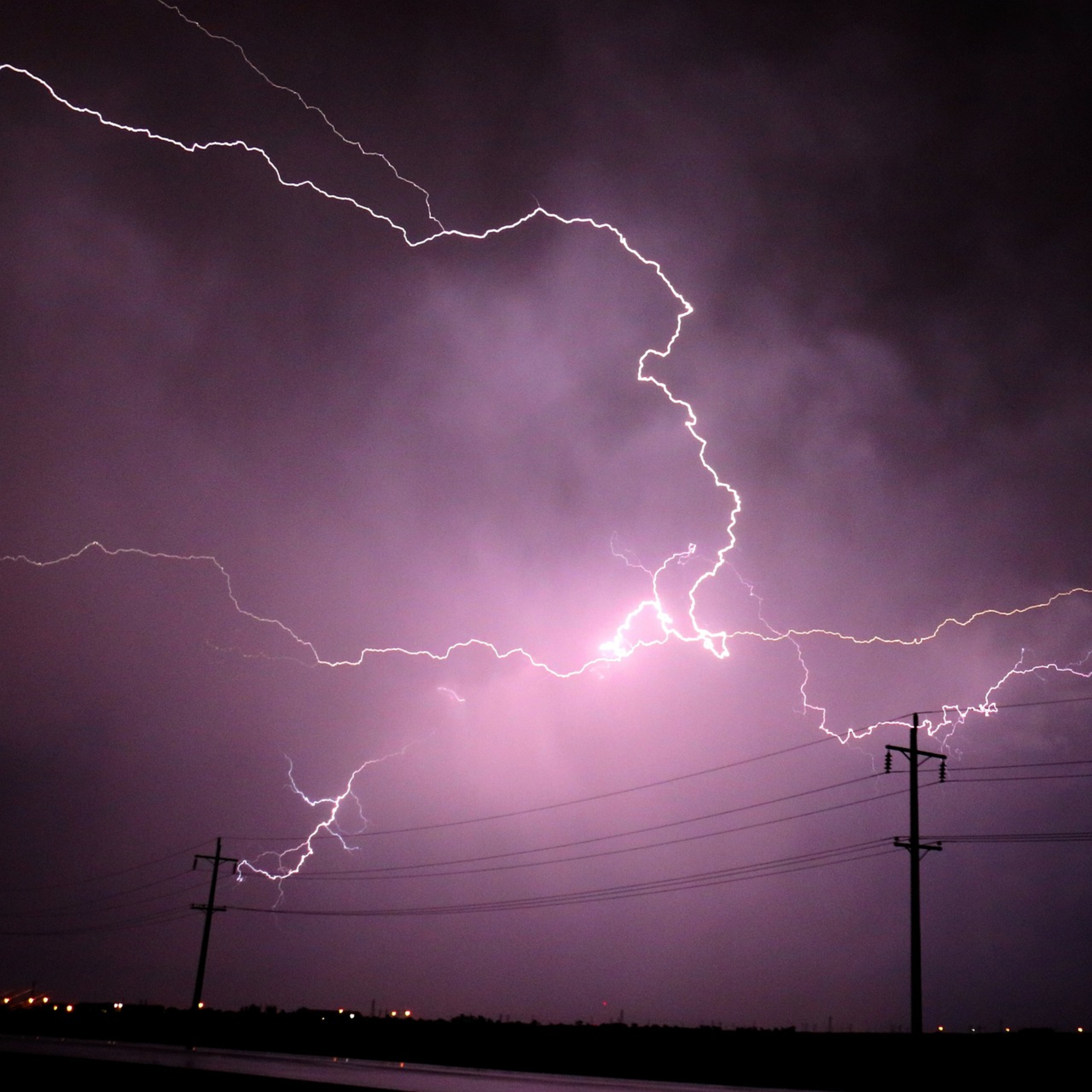 8 Hours of Rain Sounds For Sleeping - 99% Instantly Fall Asleep With Rain And Thunder Sound At Night