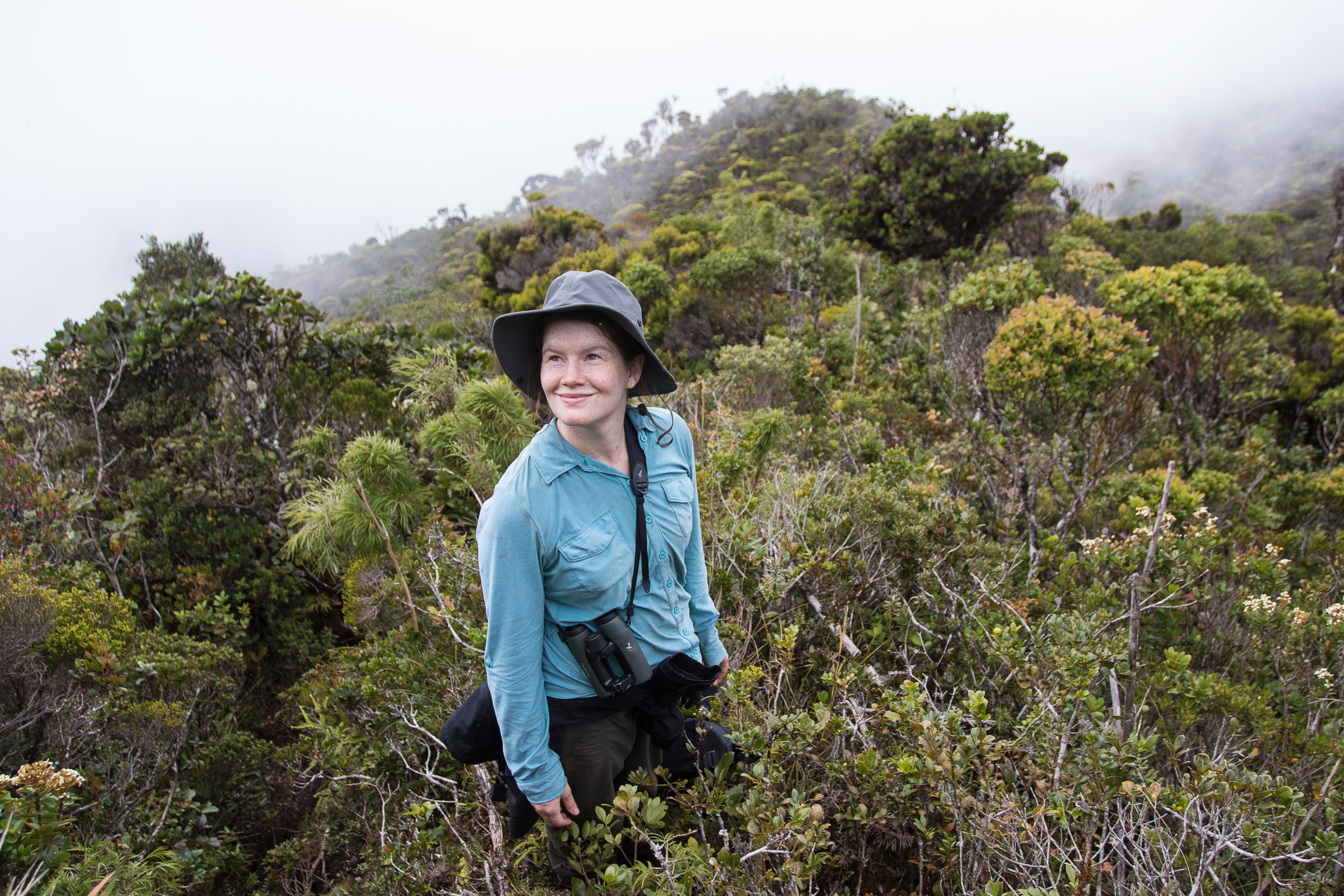 No Boundaries - 25 Women Explorers & Scientists - with Gabby Salazar