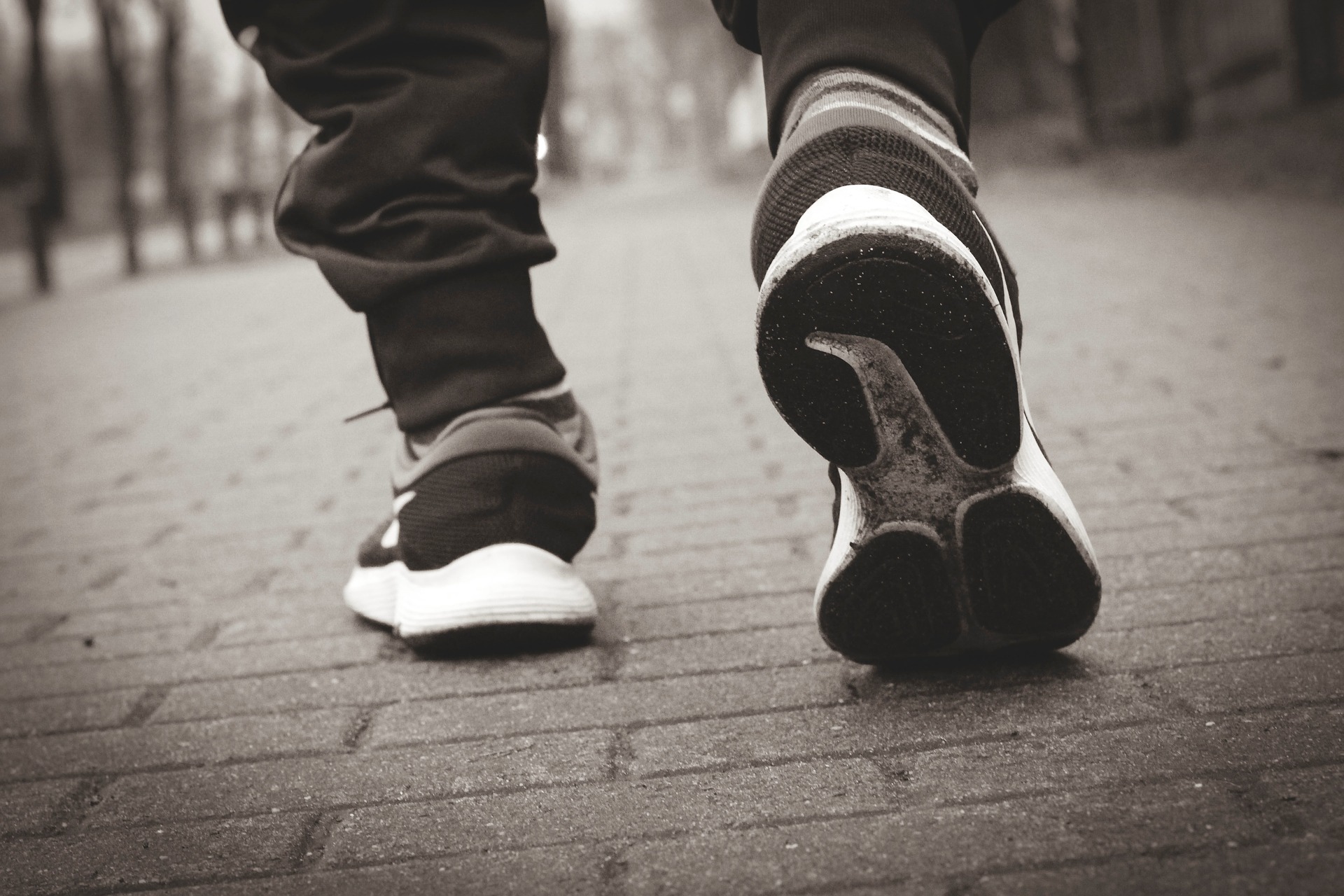 Episode 76: Do Running Shoes Make you Stupid?