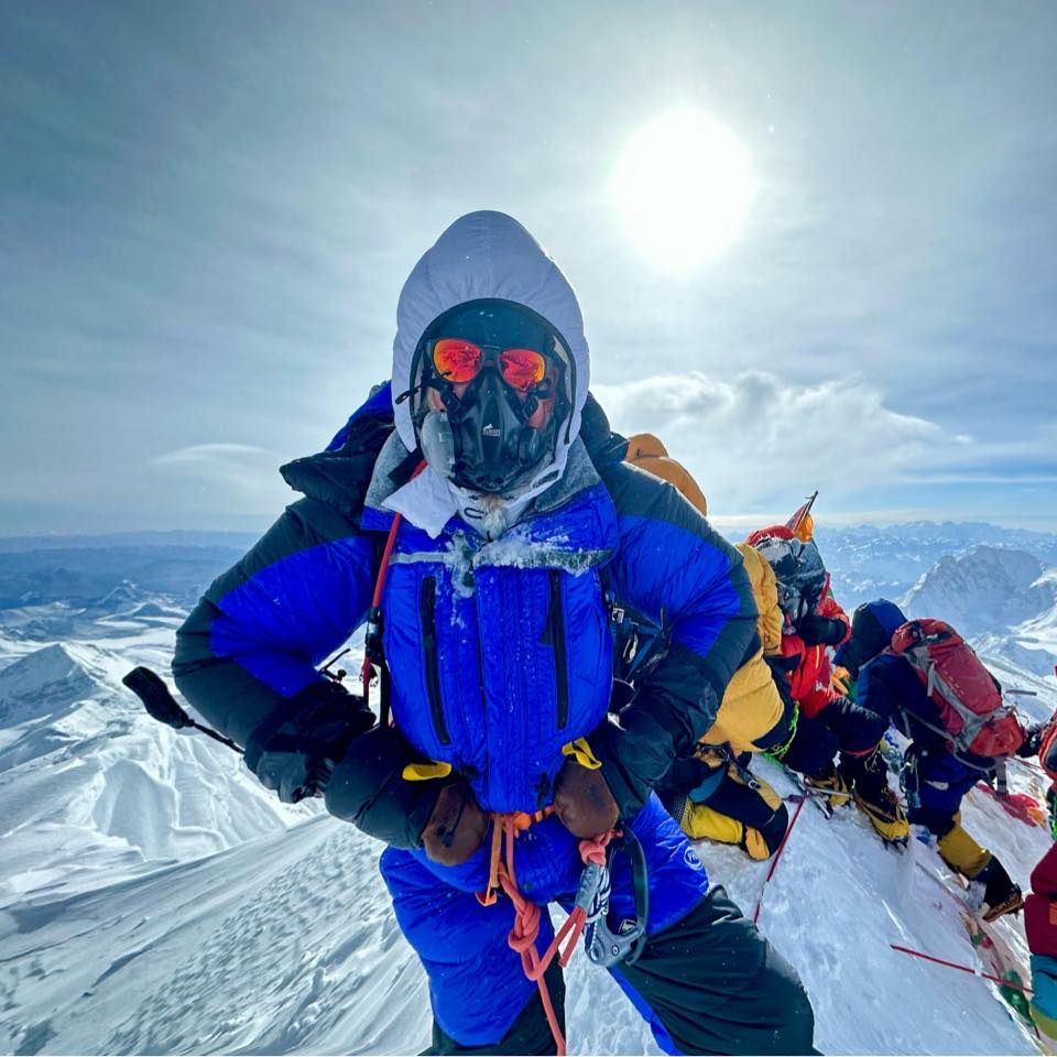 The Musical Innertube - Volume 2, Number 104 - Julie McKelvey tops Everest!