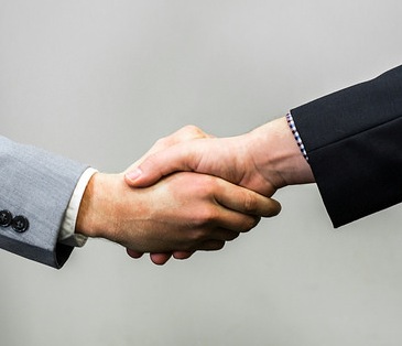 8 Critical Issues When Negotiating Your Sale