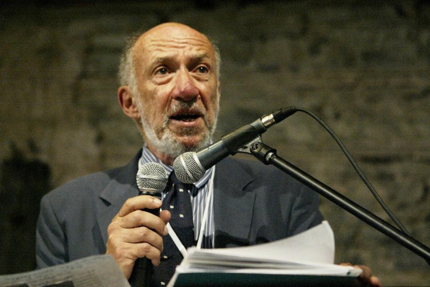 Richard Falk: 