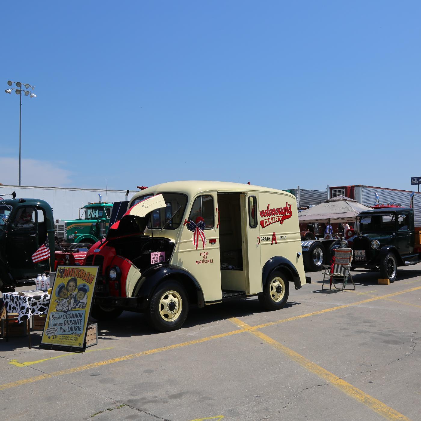 TWK Trucking with kingfish