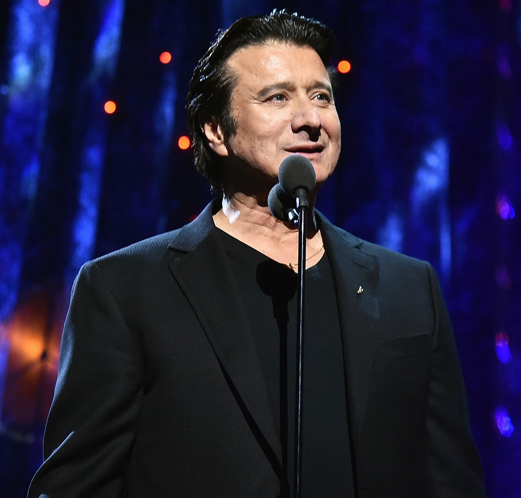 cover of episode 473: Steve Perry's New Music | Madonna Turns 60 | Queen of Soul Passes