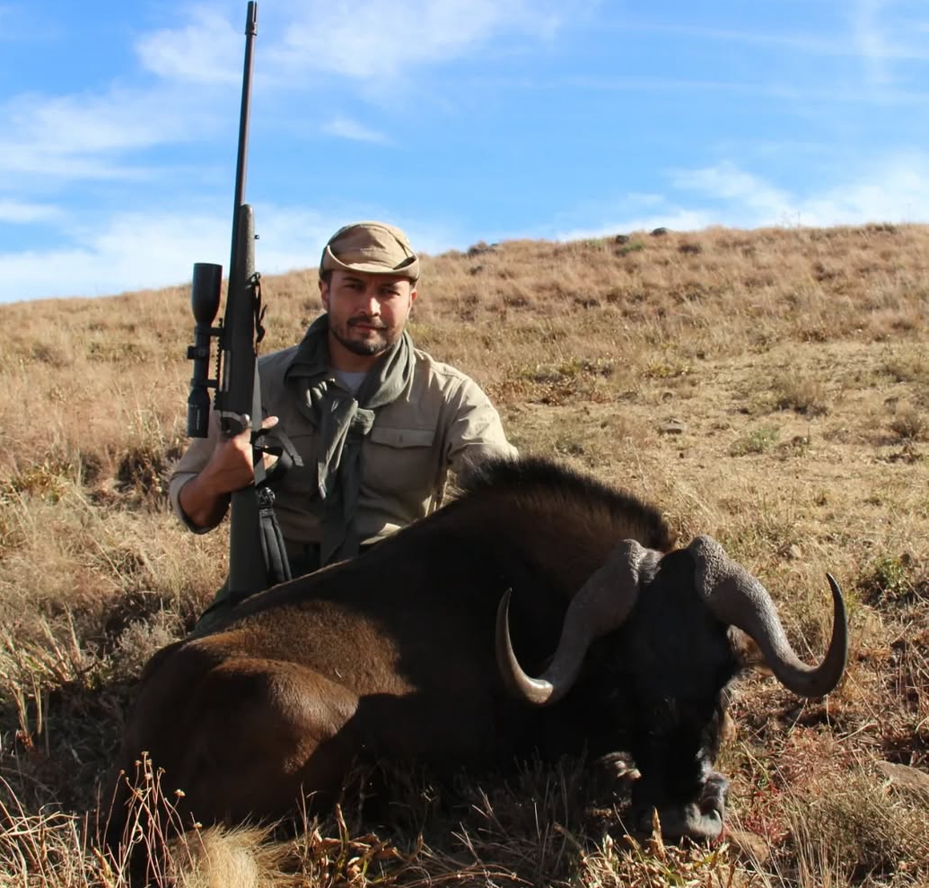 221. Beyond the Field with Kevin Estela