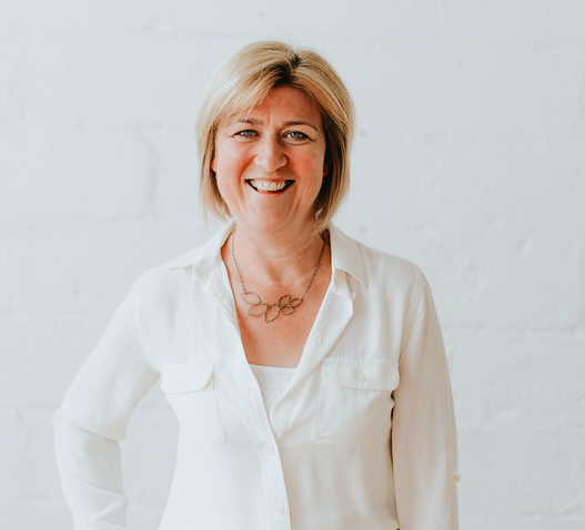 043 : Founder Friday! Kathy Turiano / Joe Bean Coffee Roasters / A tale of overcoming challenges, new beginnings, and building a strong team, business, and community through coffee