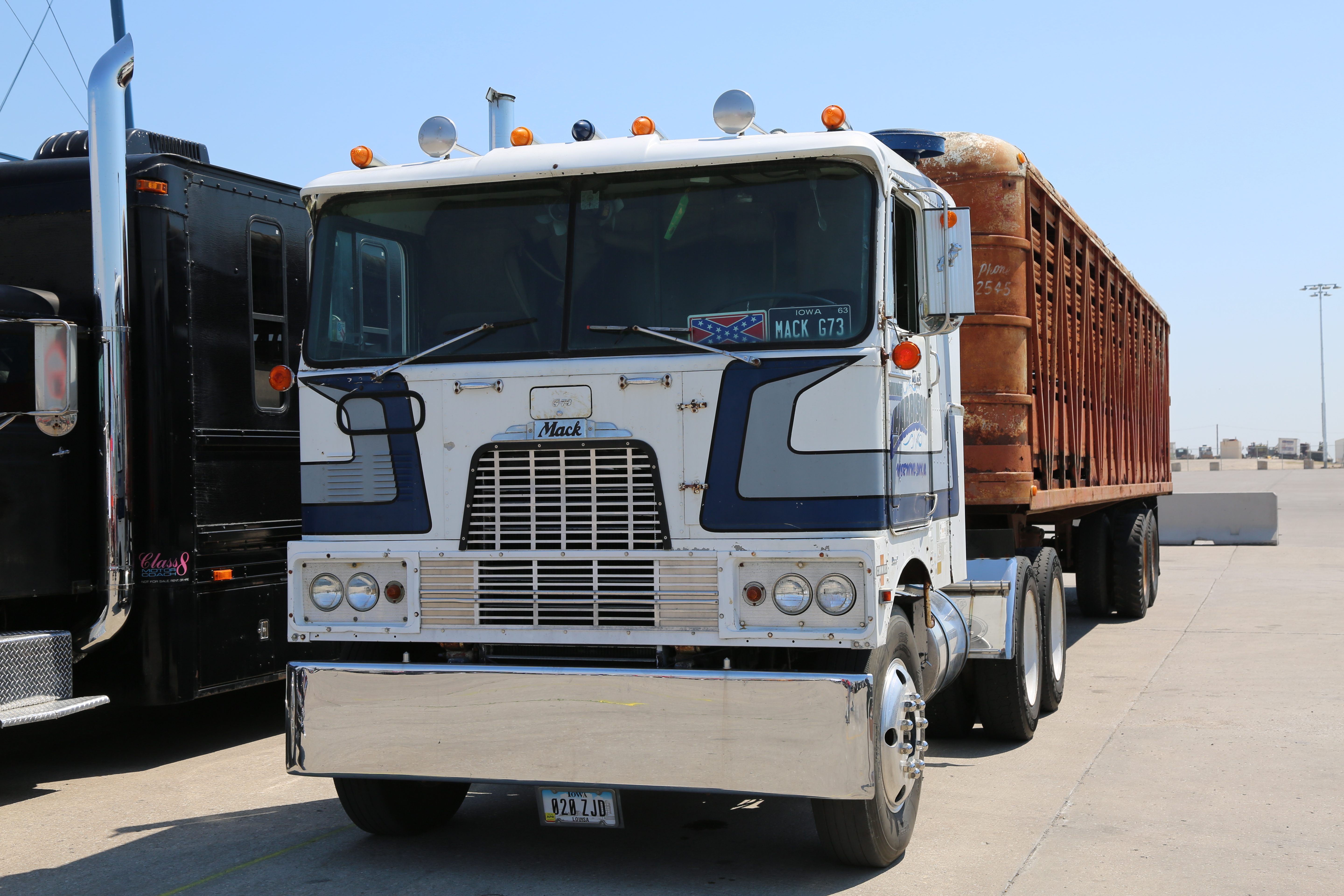 TWK Trucking with kingfish