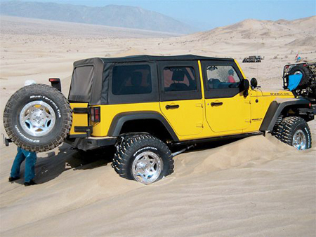 01.09.10 (MP3): Classic! Superstition Mtn Run w/ SD 4-Wheel, Jeep Wrangler Chassis Codes, 4.0 VS V6, MT/Rs & Kevlar, Refinancing for Mods, Family Off-Roading, Rocks VS Sand, 'Froading Cubes & Scions, A Little Bit of Winch Tech, & Backflipping Migs