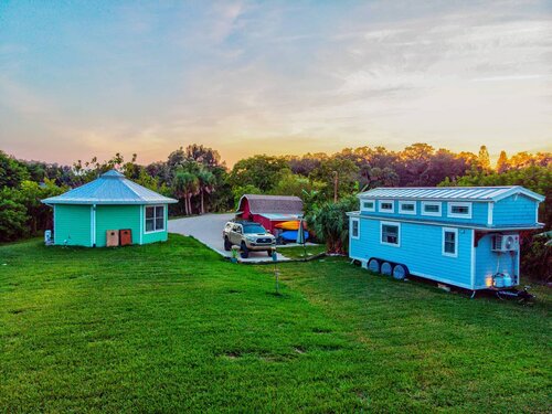 Land Stories Live--- Episode 48!  Tim Davidson and Tiffany The Tiny Home- Living Off Grid and Loving It (tiffanythetinyhome.com)