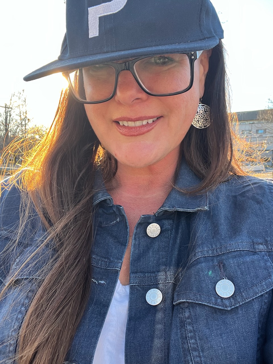 cover of episode 397 Ashlee Pitzl the NewsHound