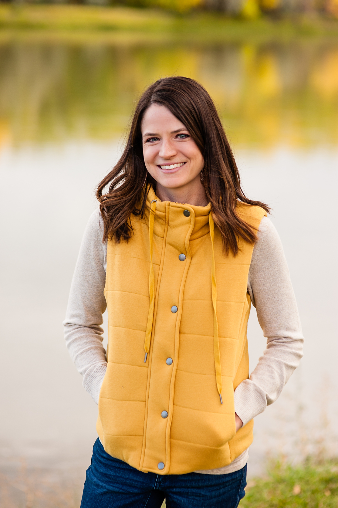What The Farm Podcast - Real life conversations about agriculture and how it affects the consumer\'s food. From farming to marketing.